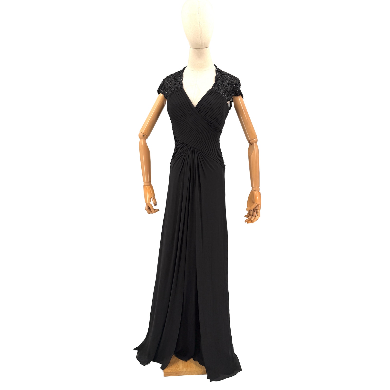 Vintage Y2k Tadashi Collection Black 100% Silk Beaded Vamp Goth Glam Gown